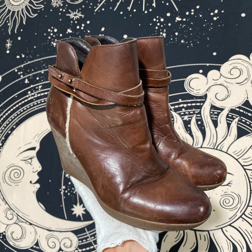 UGG Alexandra 1007302 Bootie Boot Women's 7.5 Brown Leather Shearling Wedge Heel